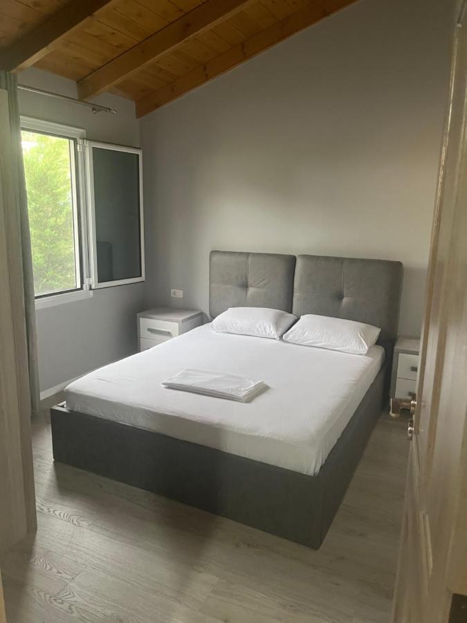 Villa Yseni Орикум Экстерьер фото