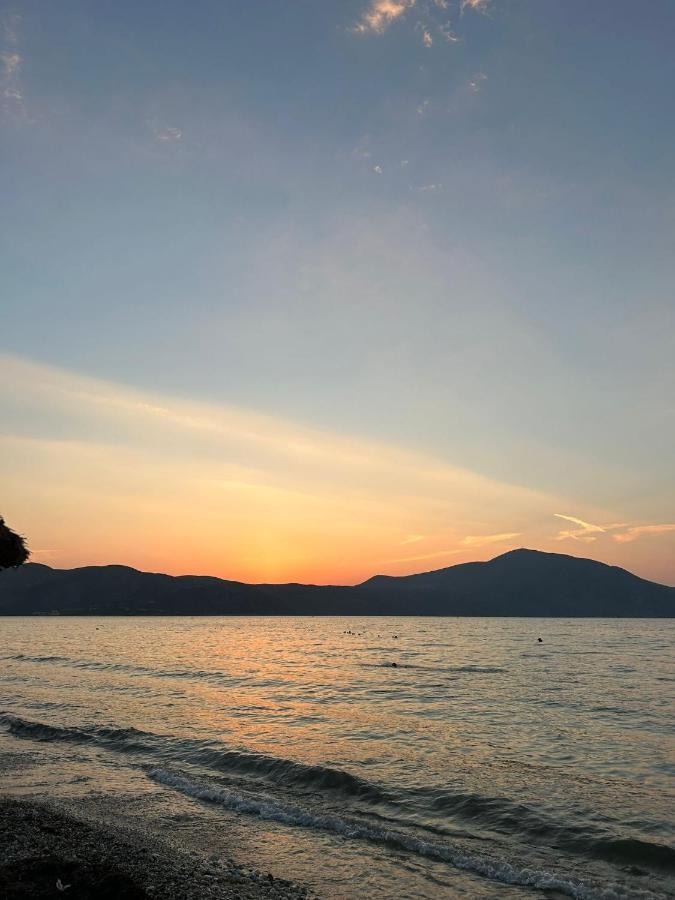 Villa Yseni Орикум Экстерьер фото